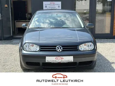 Używany VW Golf IV Ocean 75 KM (55 kW) 2003 Niebieski Sedan/Limuzyna