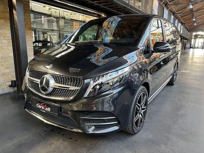 Gebraucht Mercedes V300 Exclusive 237 PS (174 kW) 2023 Grau Van / Kleinbus