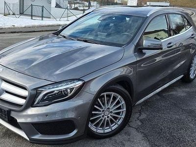 Grau Gebraucht 2016 Mercedes GLA250 AMG SUV | 19.200 € (Guter Preis)