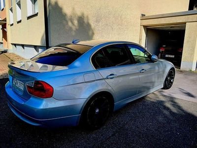 BMW 325