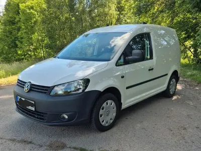 Gebraucht VW Caddy 75 PS (55 kW) 2011 Weiß Van / Kleinbus
