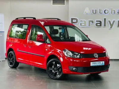 Gebraucht VW Caddy Team 140 PS (102 kW) 2015 Rot Van / Kleinbus