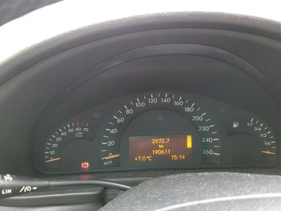Mercedes C180