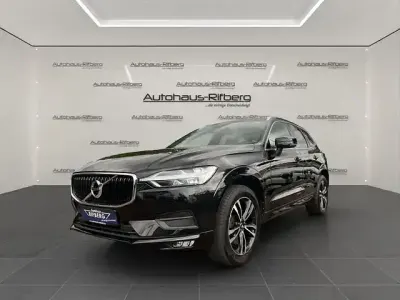 Gebraucht Volvo XC60 Momentum 190 PS (139 kW) 2019 Schwarz SUV