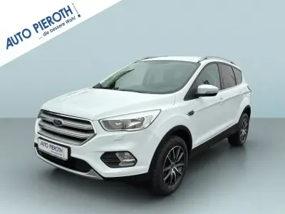Gebraucht Ford Kuga 150 PS (110 kW) 2019 Weiß SUV