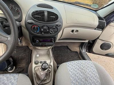 Gebraucht Lada Kalina 65 PS (47 kW) 2009 Blau Limousine