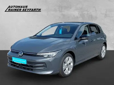 Gebraucht VW Golf VIII Goal 150 PS (110 kW) 2025 Grau Limousine