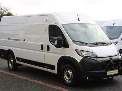 Gebraucht Peugeot Boxer 140 PS (102 kW) 2024 Weiß icy Van