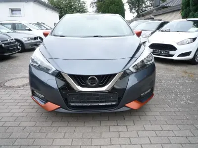 Gebraucht Nissan Micra Tekna 90 PS (66 kW) 2017 Grau Kleinwagen