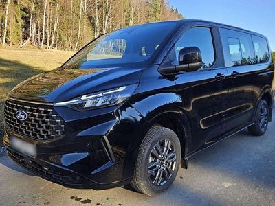 Gebraucht Ford Tourneo Custom Titanium 150 PS (110 kW) 2024 Schwarz Van