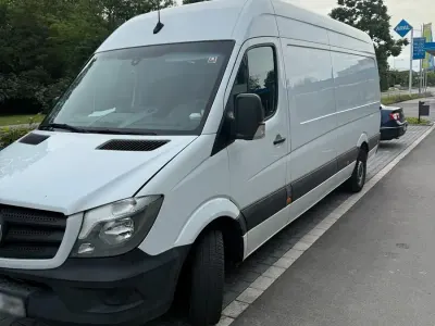 Gebraucht Mercedes Sprinter 163 PS (119 kW) 2018 Weiß Van