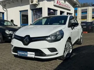 Używany Renault Clio IV 90 KM (66 kW) 2019 Biały Kombi