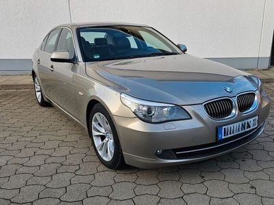 BMW 523