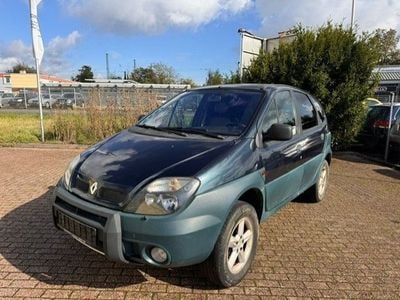 Gebraucht Renault Scénic 139 PS (102 kW) 2000 Grün Van / Kleinbus