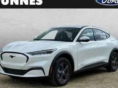 Second-hand Ford Mustang Mach-E Basis 197 kW (269 CP) 2023 Alb SUV