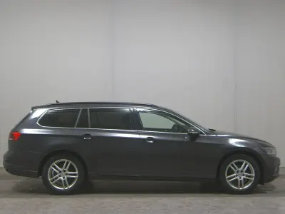 Używany VW Passat Business 200 KM (147 kW) 2020 Szary Kombi