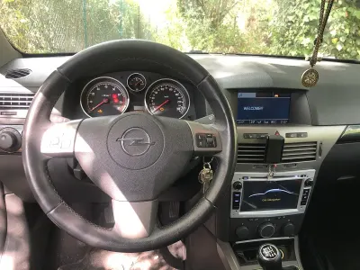 Gebraucht Opel Astra GTC 200 PS (147 kW) 2005 Schwarz Coupé