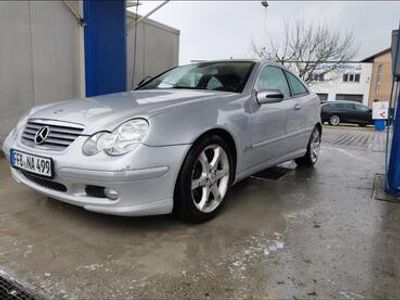 Mercedes C200