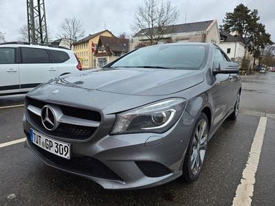 Gebraucht Mercedes CLA200 Shooting Brake 136 PS (100 kW) 2016 Grau Kombi