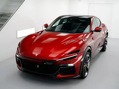 Gebraucht Ferrari Purosangue 725 PS (533 kW) 2023 Rot SUV