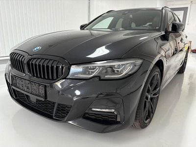 BMW 330e