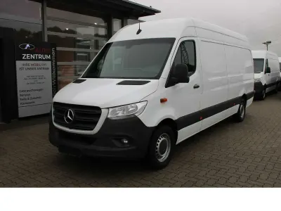 Używany Mercedes Sprinter 163 KM (119 kW) 2020 Biały Van