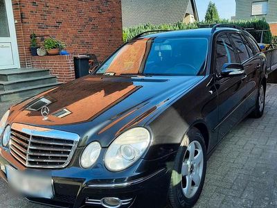 Mercedes E200