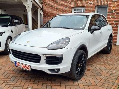 Weiß Gebraucht 2017 Porsche Cayenne Sport SUV | 27.999 €