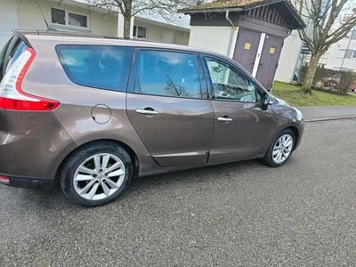 Braun Gebraucht 2009 Renault Scénic III Limousine | 4.200 €