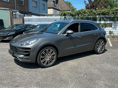 Porsche Macan Turbo