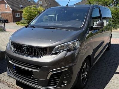 Peugeot Traveller