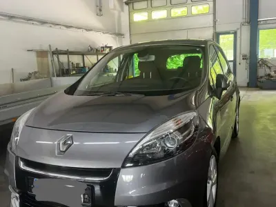 Gebraucht Renault Scénic Bose Edition 110 PS (80 kW) 2012 Grau Van / Kleinbus