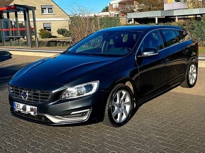 Gebraucht Volvo V60 Momentum 136 PS (100 kW) 2013 Grau Kombi