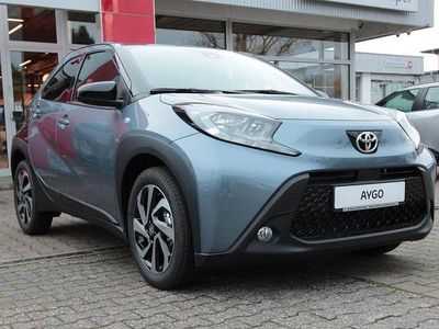 Gebraucht Toyota Aygo X 72 PS (52 kW) 2025 Grau SUV