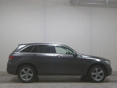 Gebraucht Mercedes GLC300 245 PS (180 kW) 2022 Grau SUV
