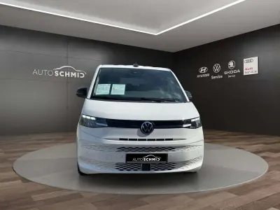 Neu VW Multivan Basis 150 PS (110 kW) 2025 Weiß Van / Kleinbus