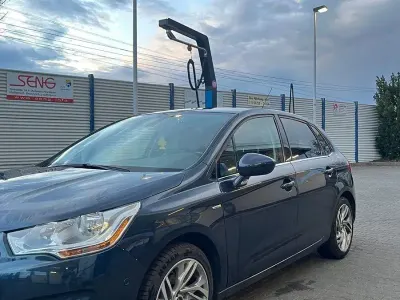 Gebraucht Citroën C4 Exclusive 120 PS (88 kW) 2011 Blau Limousine