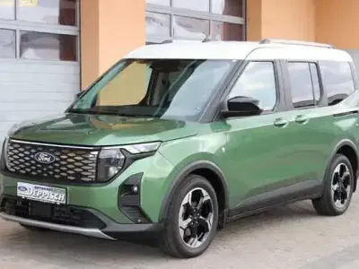 Gebraucht Ford Tourneo Courier Active 100 kW (136 PS) 2025 Bursting green Van / Kleinbus