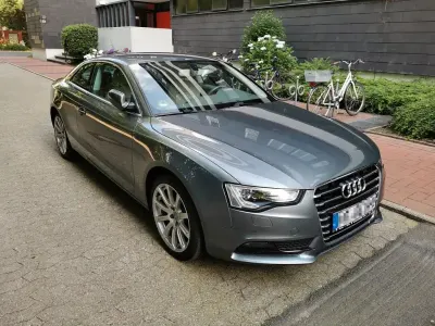 Gebraucht Audi A5 Sport 190 PS (139 kW) 2016 Grau Coupé