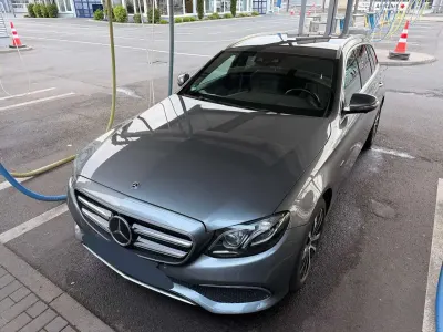 Gebraucht Mercedes E300 306 PS (225 kW) 2020 Grau Kombi