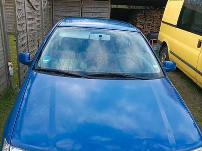 Second-hand VW Polo 50 CP (36 kW) 2001 Albastru Hatchback