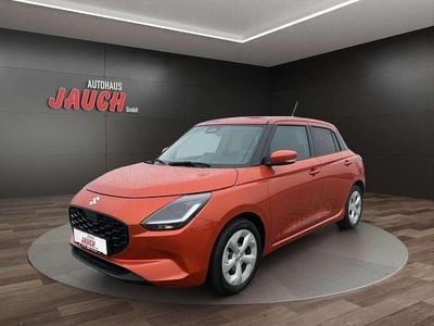 Flame orange Gebraucht 2025 Suzuki Swift Comfort+ Kleinwagen | 18.490 € (Etwas zu teuer)