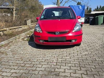 Gebraucht Honda Jazz 83 PS (61 kW) 2003 Rot Kleinwagen