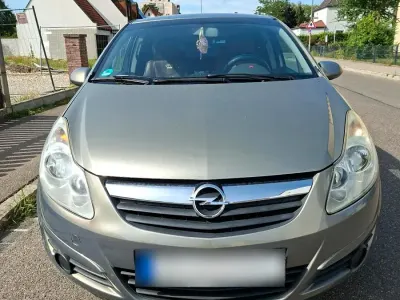 Gebraucht Opel Corsa Selection 69 PS (50 kW) 2010 Braun Kleinwagen