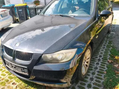 Gebraucht BMW 325 Basis 218 PS (160 kW) 2005 Schwarz Kombi