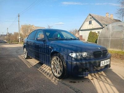 Gebraucht BMW 330 Sport Line 204 PS (150 kW) 2002 Blau Limousine