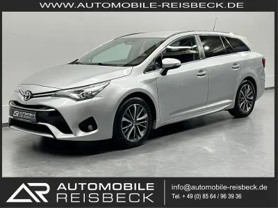 Gebraucht Toyota Avensis Edition-S 111 PS (81 kW) 2016 Silber Kombi