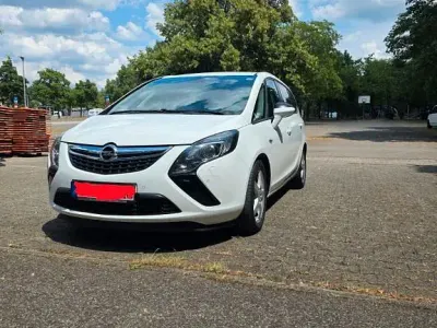 Gebraucht Opel Zafira Active 170 PS (125 kW) 2016 Weiß Van / Kleinbus