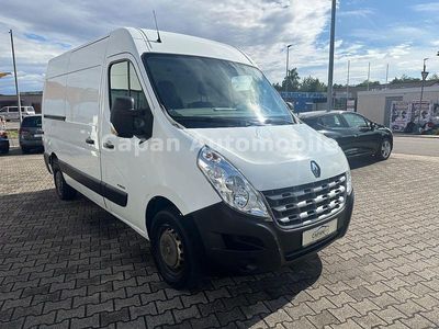 Weiß Gebraucht 2011 Renault Master Van | 10.999 €