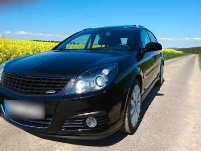 Gebraucht Opel Signum Sport 150 PS (110 kW) 2007 Schwarz Kleinwagen